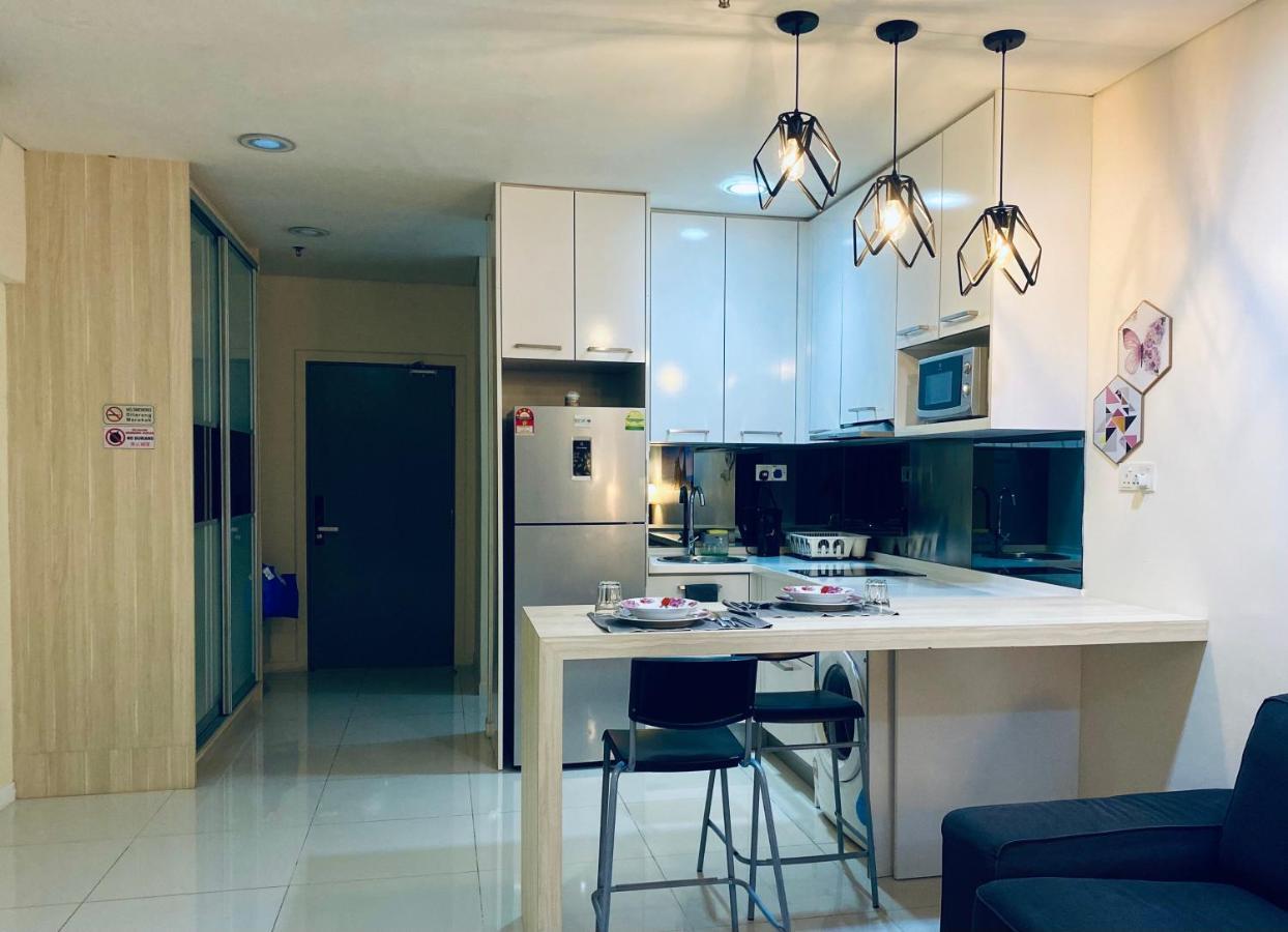 Apartment Near Klcc By Grihoz Куала-Лумпур Екстер'єр фото
