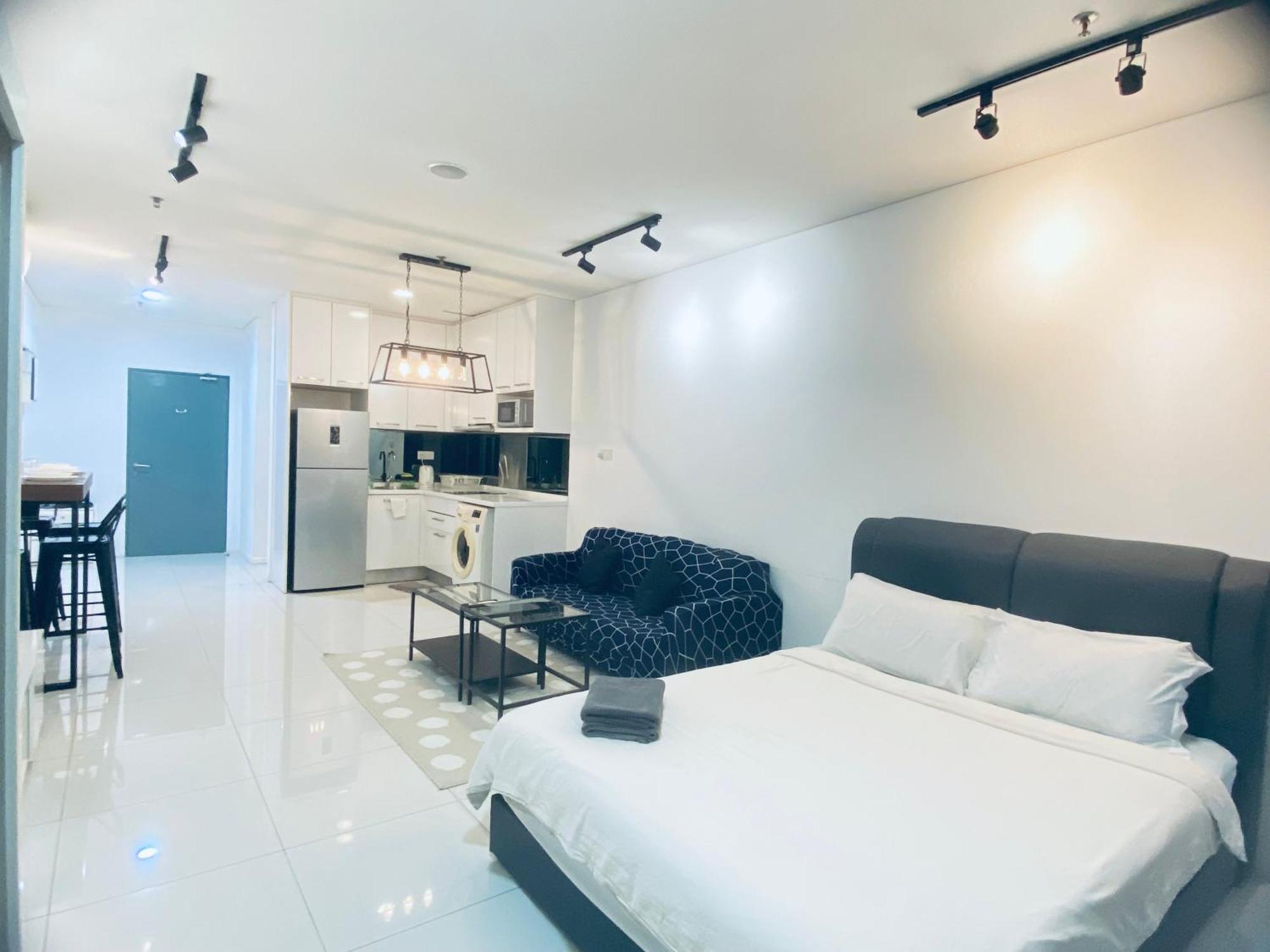 Apartment Near Klcc By Grihoz Куала-Лумпур Екстер'єр фото